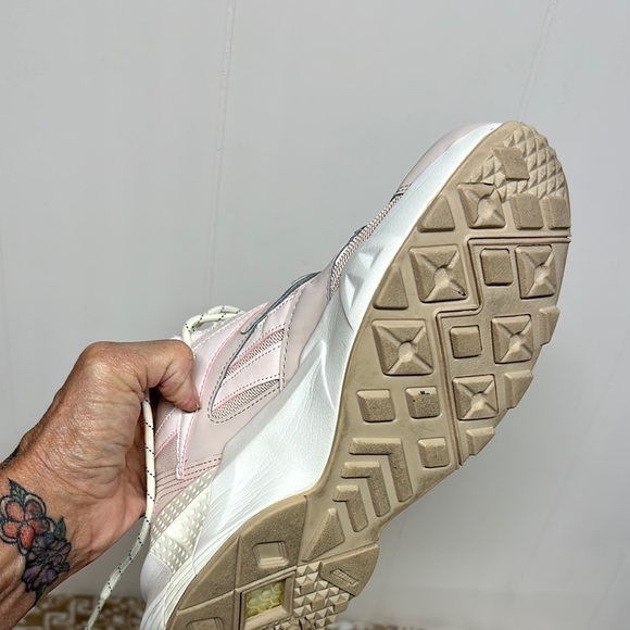 Reebok Pink and White Modern Chunky Sneakers - Picture 11 of 15